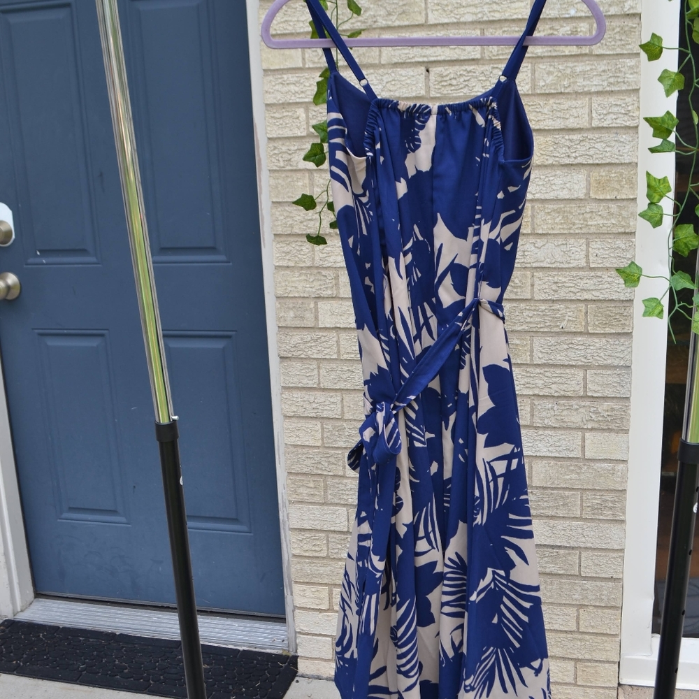 Blue Patterned Dress - Picture 5 of 5